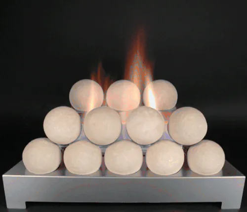 Geometrical balls on a stainless burner